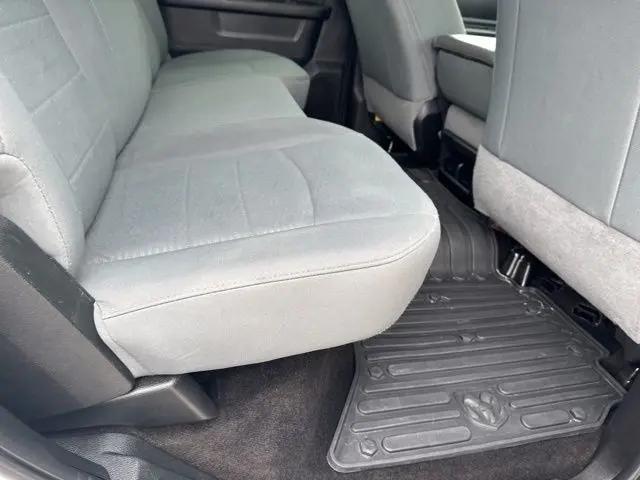 2018 Ram 3500 Tradesman Crew Cab 4x4 6'4" Box