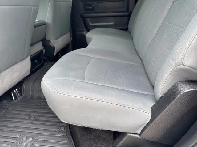 2018 Ram 3500 Tradesman Crew Cab 4x4 6'4" Box