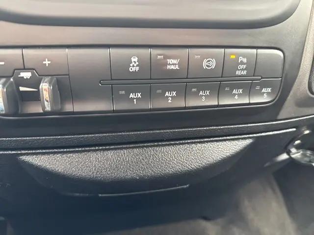 2018 Ram 3500 Tradesman Crew Cab 4x4 6'4" Box