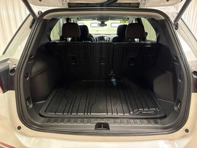 2023 Chevrolet Equinox FWD LT