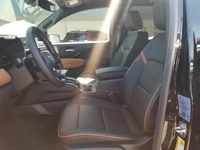 2026 GMC Canyon AT4, 4WD