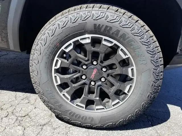 2026 GMC Canyon AT4, 4WD