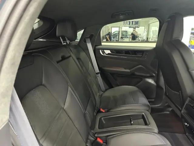 2024 Porsche Cayenne Turbo GT