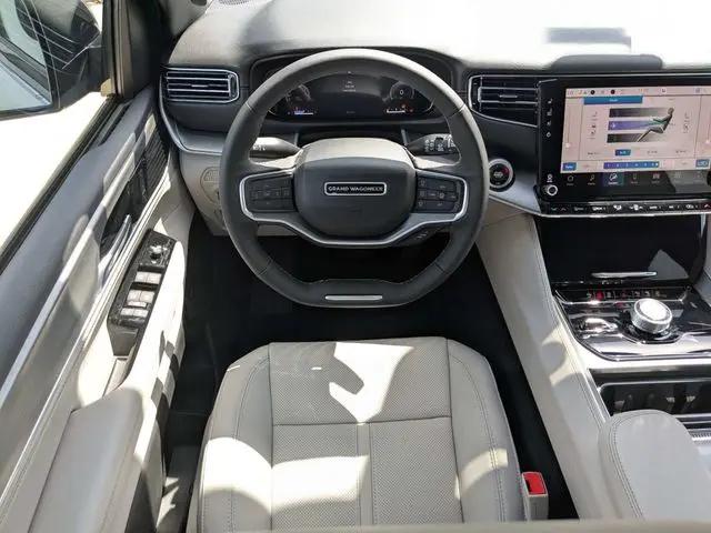 2026 Jeep Grand Wagoneer 4x4