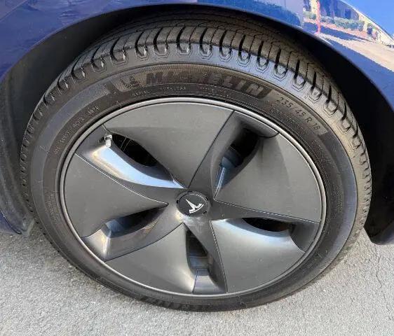 2020 Tesla Model 3 Long Range Dual Motor All-Wheel Drive