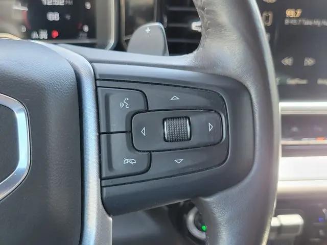 2022 GMC Sierra 1500 4WD Crew Cab Short Box SLT
