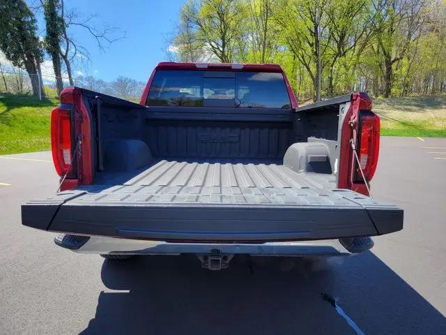 2022 GMC Sierra 1500 4WD Crew Cab Short Box SLT