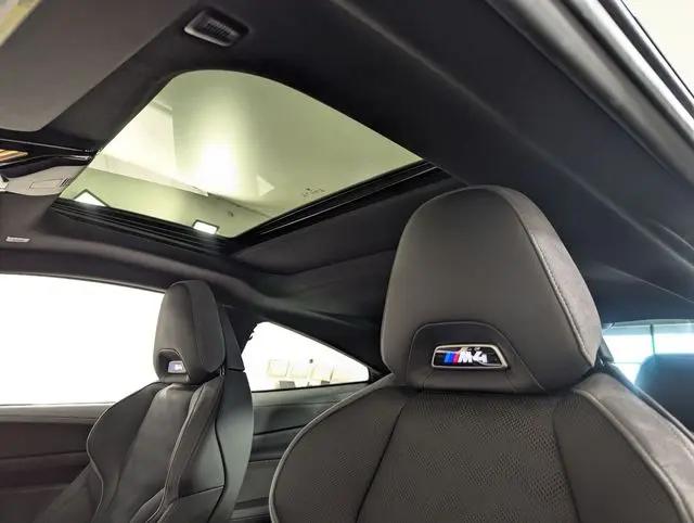 2022 BMW M4 Standard