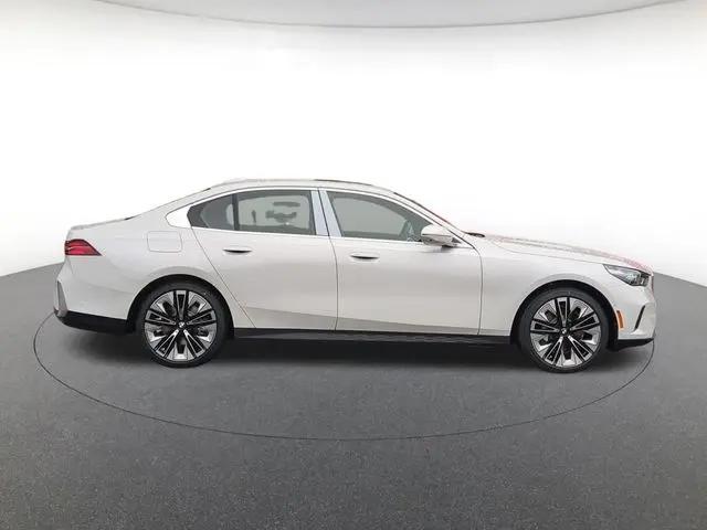 2027 BMW 5 Series 530i xDrive