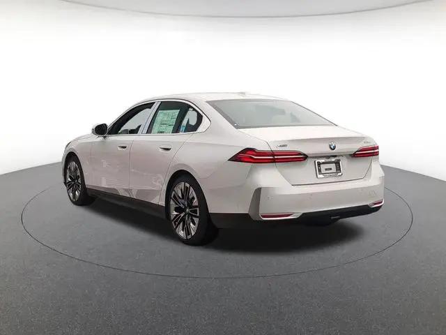 2027 BMW 5 Series 530i xDrive