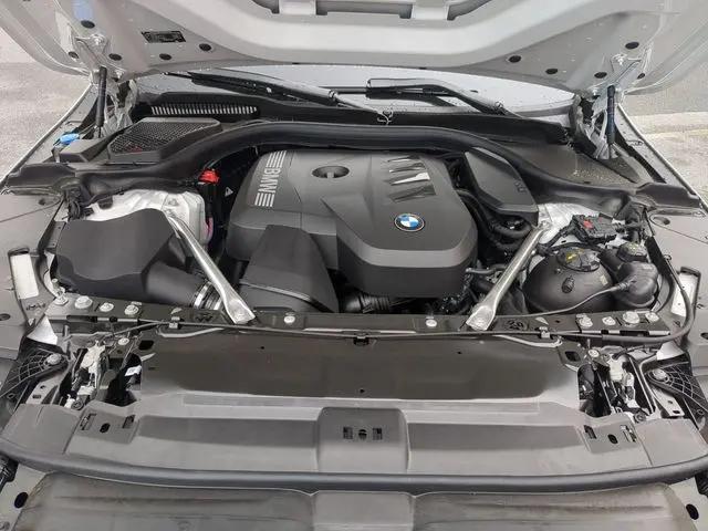 2027 BMW 5 Series 530i xDrive