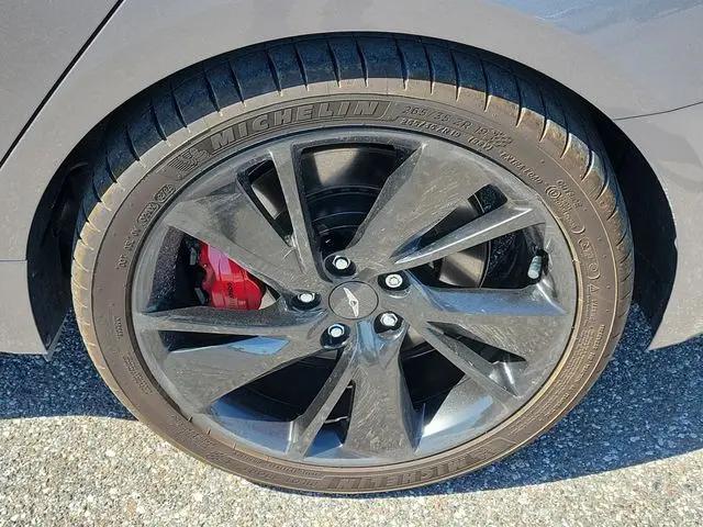 2023 Genesis G70 3.3T RWD