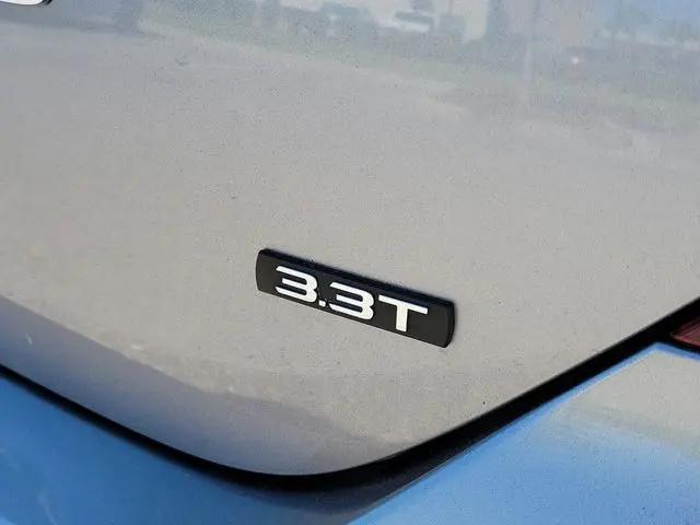 2023 Genesis G70 3.3T RWD