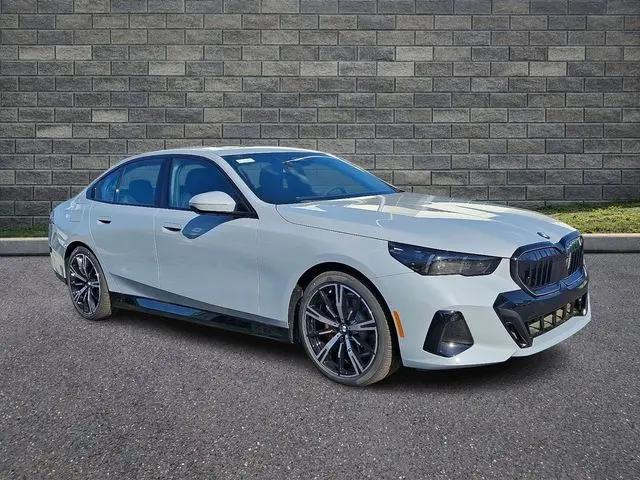 2027 BMW 5 Series 530i xDrive for sale in Eatontown, NJ