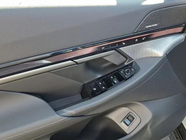 2027 BMW 5 Series 530i xDrive