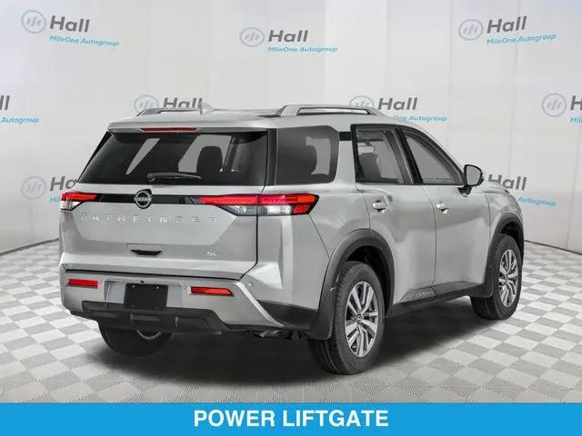 2025 Nissan Pathfinder SL FWD