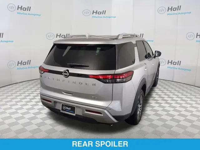 2025 Nissan Pathfinder SL FWD