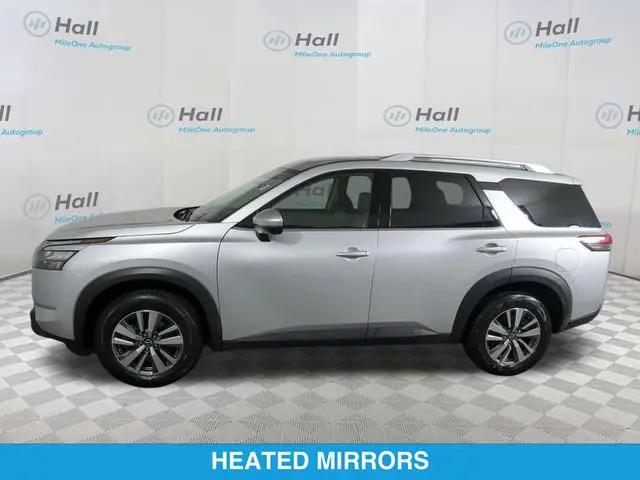 2025 Nissan Pathfinder SL FWD