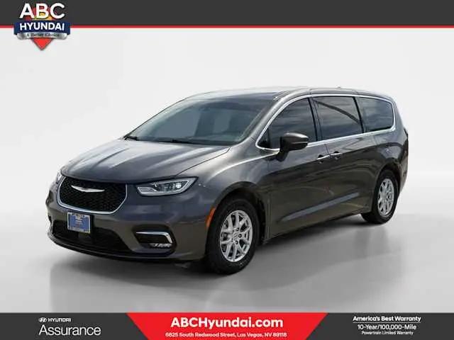2023 Chrysler Pacifica Touring L for sale in Las Vegas, NV