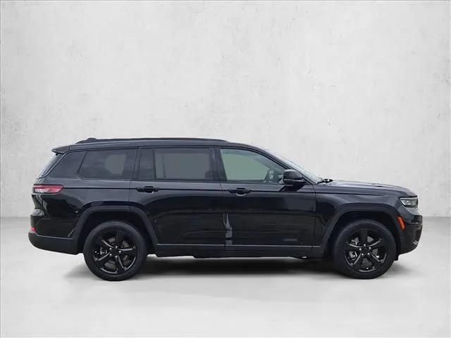 2021 Jeep Grand Cherokee Altitude 4x2