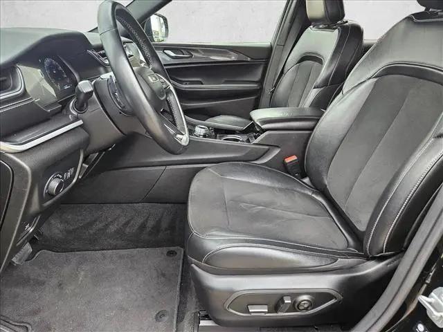 2021 Jeep Grand Cherokee Altitude 4x2