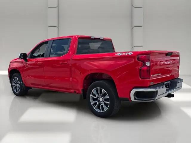 2023 Chevrolet Silverado 1500 4WD Crew Cab Short Bed LT with 2FL