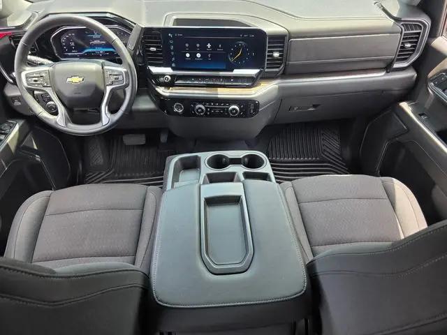 2023 Chevrolet Silverado 1500 4WD Crew Cab Short Bed LT with 2FL