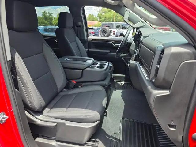 2023 Chevrolet Silverado 1500 4WD Crew Cab Short Bed LT with 2FL