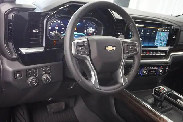 2026 Chevrolet Silverado 1500 4WD Crew Cab Standard Bed LT