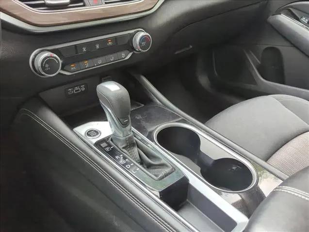 2023 Nissan Altima SV FWD