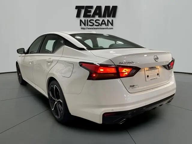2025 Nissan Altima SR FWD