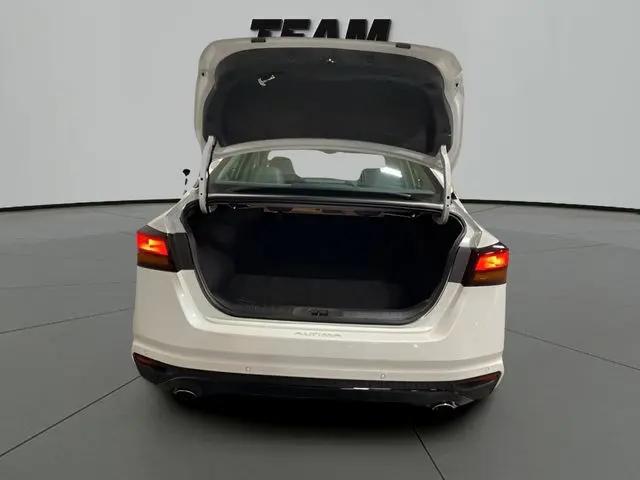 2025 Nissan Altima SR FWD