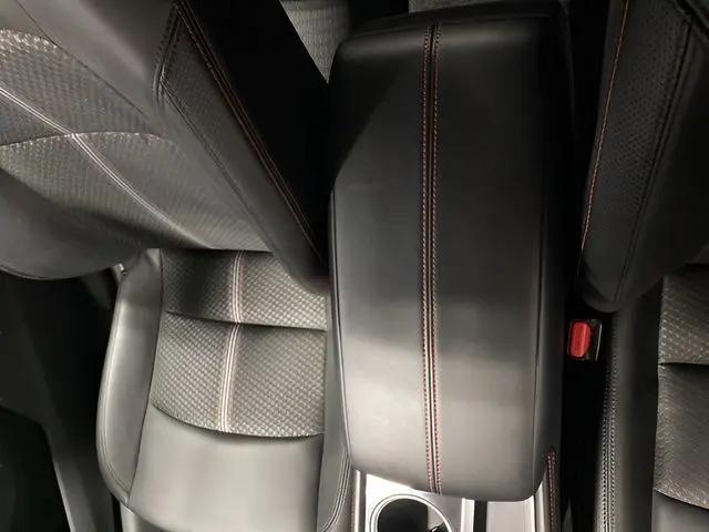 2025 Nissan Altima SR FWD
