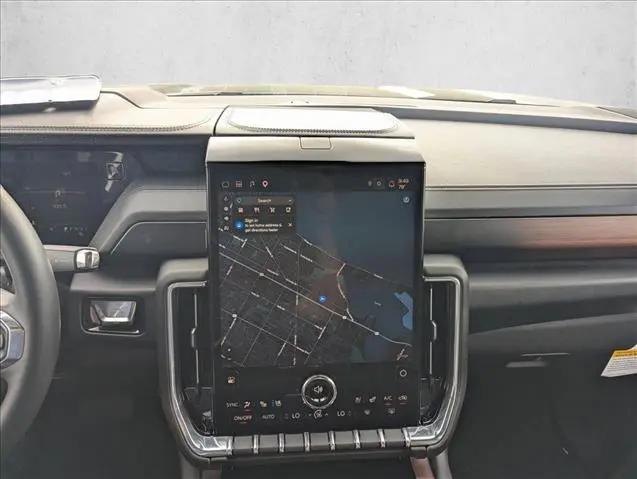 2025 GMC Yukon 4WD Denali