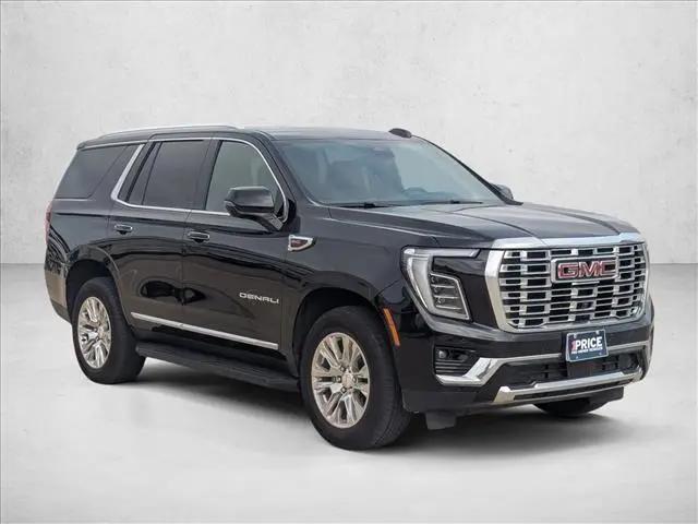 2025 GMC Yukon 4WD Denali