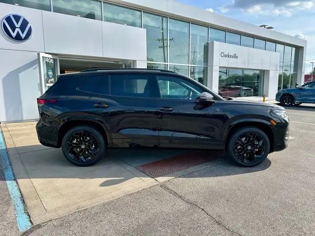 2026 Volkswagen Tiguan SE R-Line Black