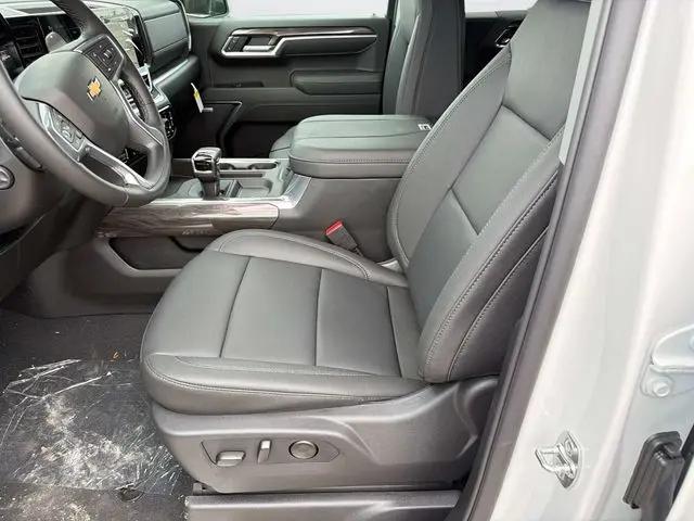 2026 Chevrolet Silverado 1500 4WD Crew Cab Short Bed LTZ