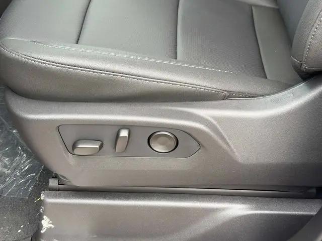2026 Chevrolet Silverado 1500 4WD Crew Cab Short Bed LTZ