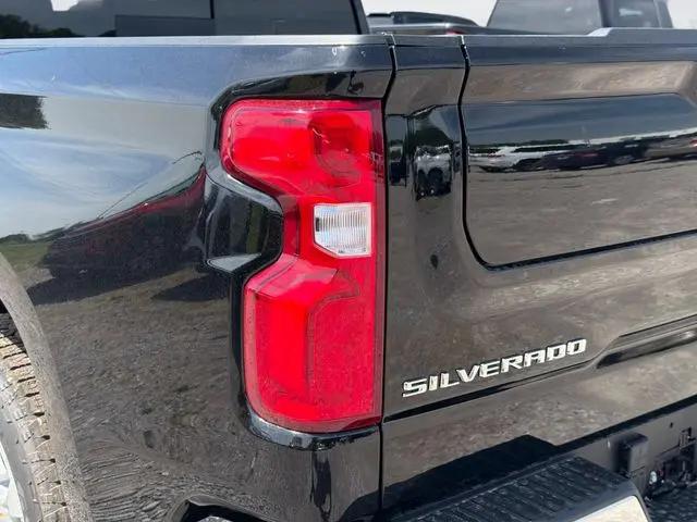 2026 Chevrolet Silverado 1500 4WD Crew Cab Short Bed LTZ