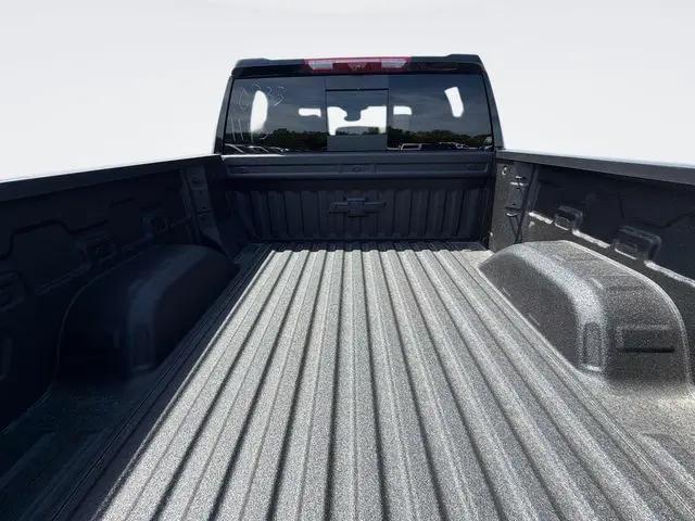 2026 Chevrolet Silverado 1500 4WD Crew Cab Short Bed LTZ