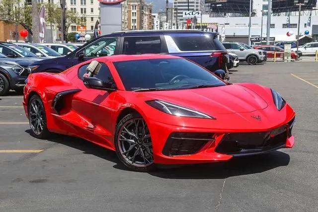 2025 Chevrolet Corvette Stingray RWD Coupe 2LT