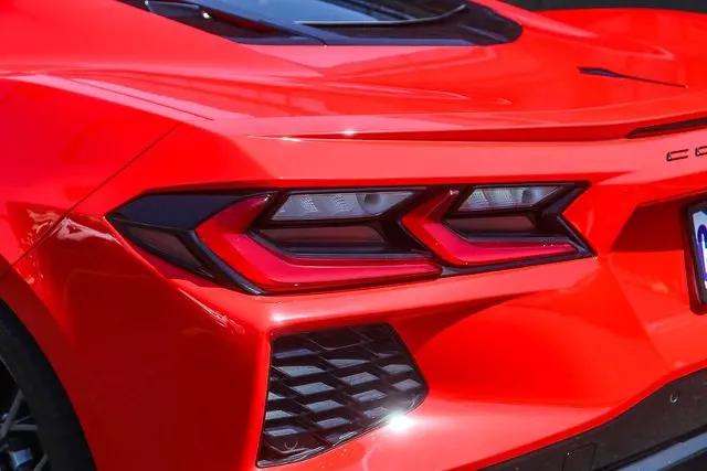 2025 Chevrolet Corvette Stingray RWD Coupe 2LT