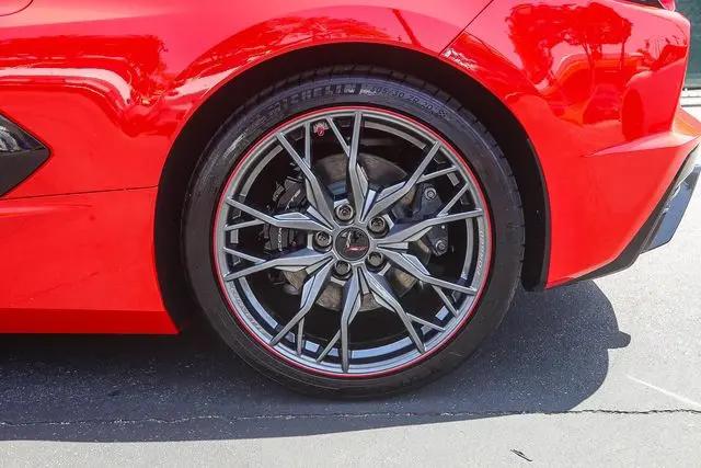 2025 Chevrolet Corvette Stingray RWD Coupe 2LT