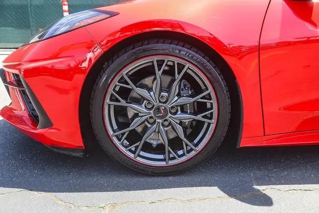 2025 Chevrolet Corvette Stingray RWD Coupe 2LT
