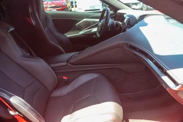 2025 Chevrolet Corvette Stingray RWD Coupe 2LT