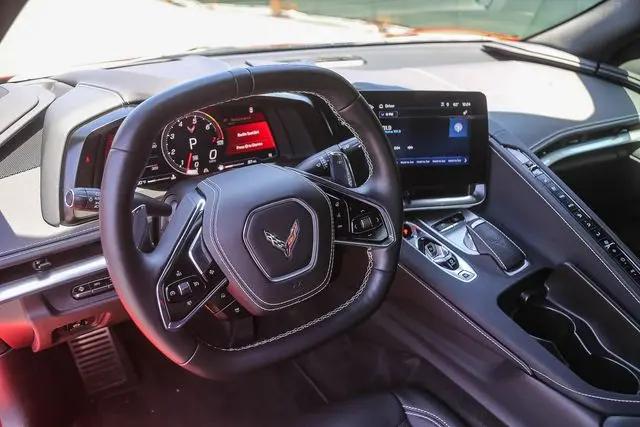 2025 Chevrolet Corvette Stingray RWD Coupe 2LT