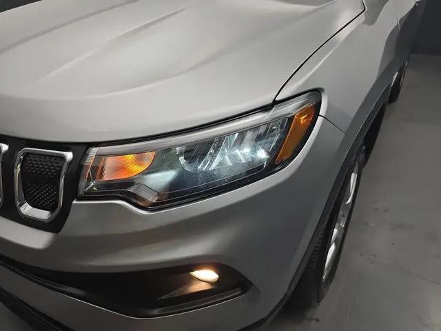 2022 Jeep Compass Latitude Lux 4x4