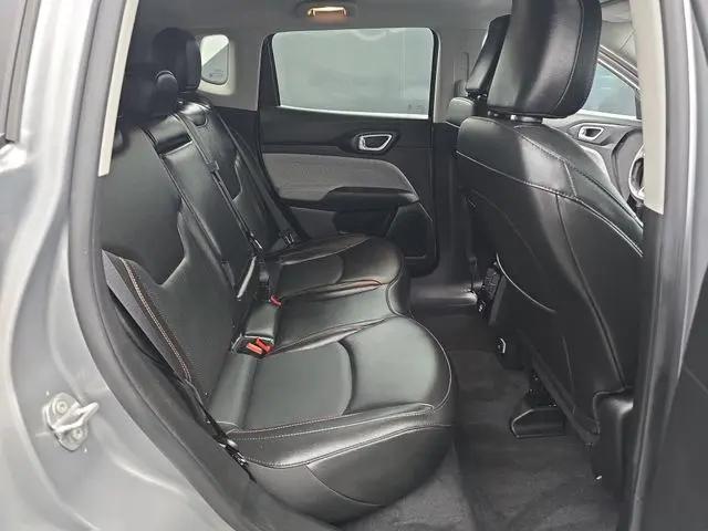2022 Jeep Compass Latitude Lux 4x4