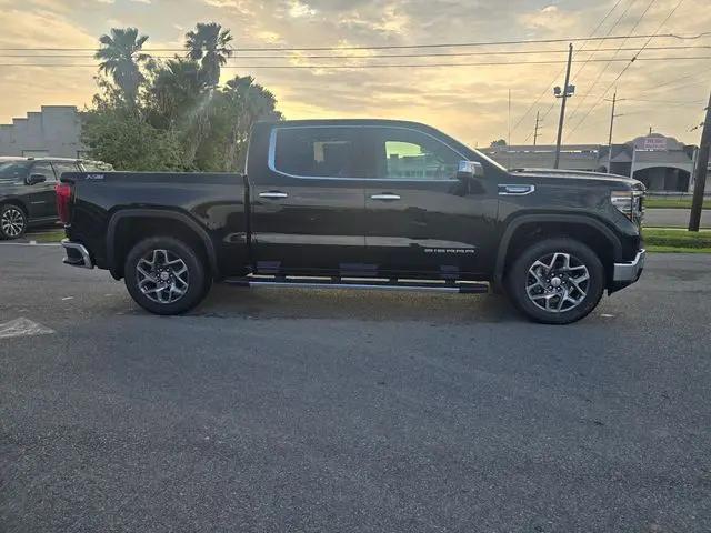 2026 GMC Sierra 1500 Crew Cab, Short Bed, SLT, 4WD