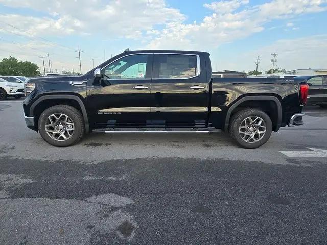2026 GMC Sierra 1500 Crew Cab, Short Bed, SLT, 4WD